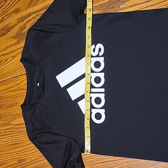 Adidas Athletic Shirt  - Boys Small - Picture 5 of 6